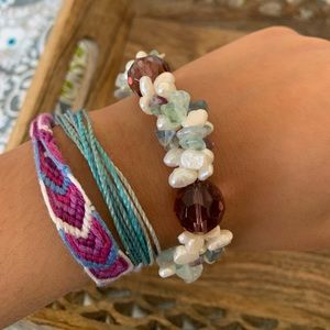 Semi-precious stones and pearls bracelet